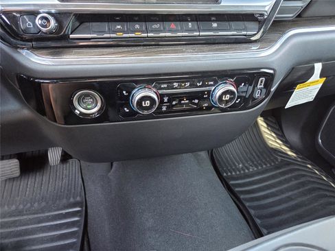 Used 2024 GMC Sierra 1500 Elevation image 15