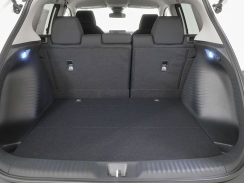 New 2026 Honda HR-V LX image 9