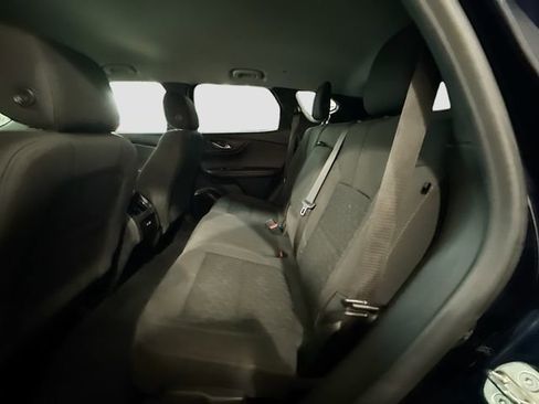 Used 2020 Chevrolet Blazer LT image 23