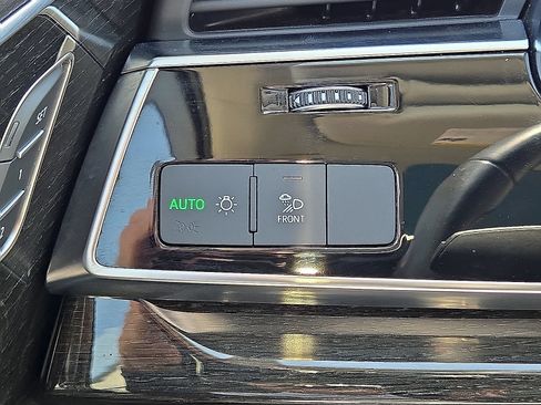 Used 2024 Audi Q7 3.0T Premium Plus AWD/4WD image 25
