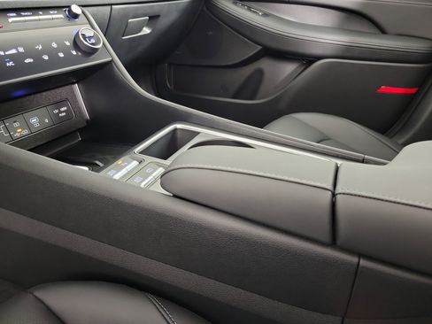 New 2026 Hyundai Sonata Limited FWD image 18