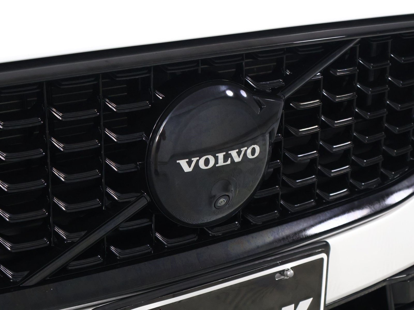 Certified 2023 Volvo S60 B5 Plus w/ Climate Package FWD image 27