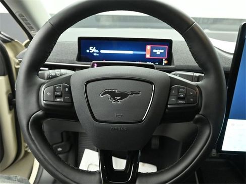 Used 2025 Ford Mustang Mach-E Premium image 15