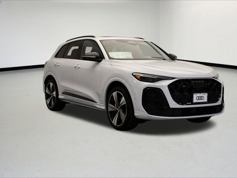 New 2025 Audi SQ5 Premium Plus image 7