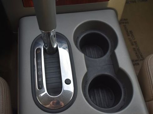 Used 2007 Ford F150 Lariat image 26