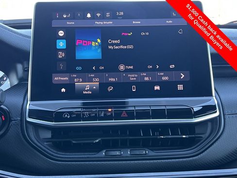 New 2026 Jeep Compass Latitude image 4