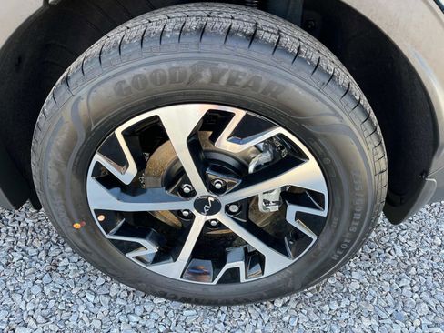 New 2025 Kia Sportage EX w/ EX Premium Package AWD/4WD image 32
