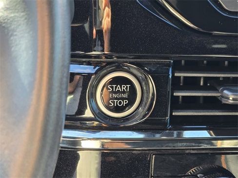 Used 2023 Nissan Pathfinder Rock Creek image 18