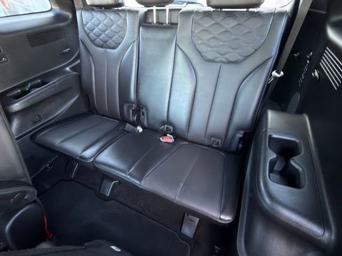 Used 2021 Hyundai Palisade Calligraphy image 30