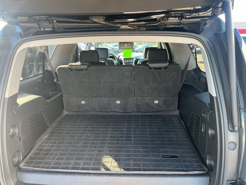 Used 2018 GMC Yukon XL SLT w/ Premium Edition AWD/4WD image 33