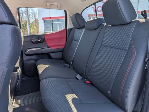 Used 2022 Toyota Tacoma SR5 image 28