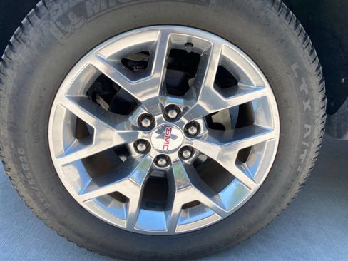 Used 2015 GMC Sierra 1500 SLT w/ SLT Crew Cab Value Package AWD/4WD image 5
