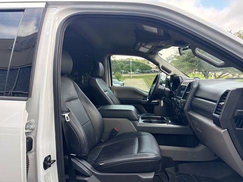 Used 2022 Ford F250 XLT w/ XLT Premium Package AWD/4WD image 12