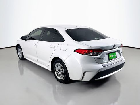 Used 2022 Toyota Corolla LE image 7