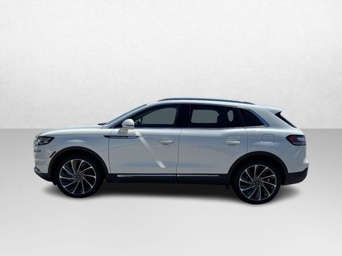 Certified 2023 Lincoln Nautilus Reserve w/ Equipment Group 202A AWD/4WD image 8