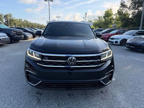 Certified 2023 Volkswagen Atlas SEL Premium AWD/4WD image 2