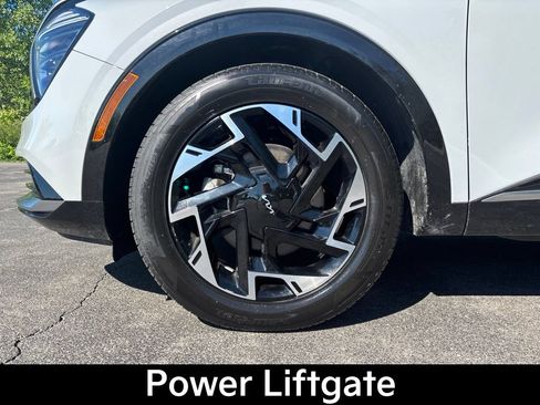 Certified 2024 Kia Sportage SX FWD image 11