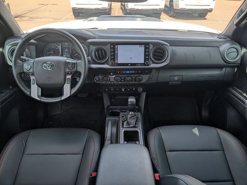 Used 2022 Toyota Tacoma TRD Pro AWD/4WD image 14