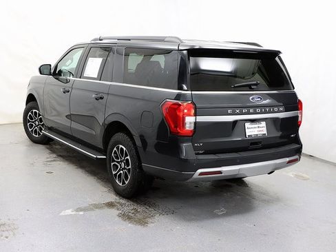 Used 2022 Ford Expedition Max XLT image 8