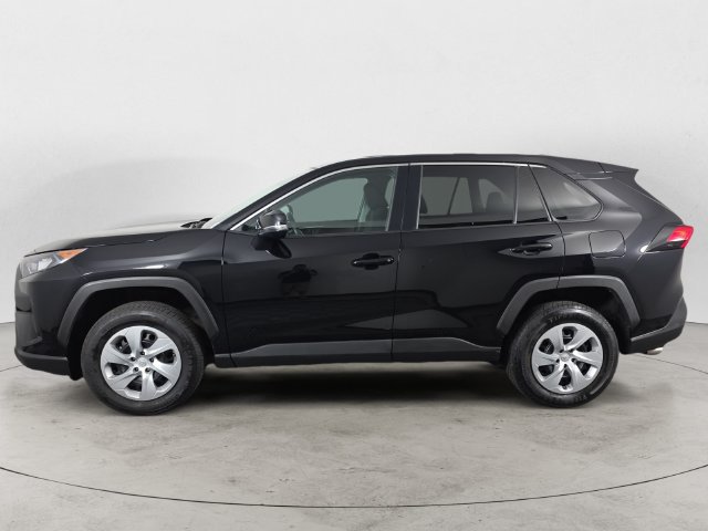 Used 2022 Toyota RAV4 LE AWD/4WD image 8