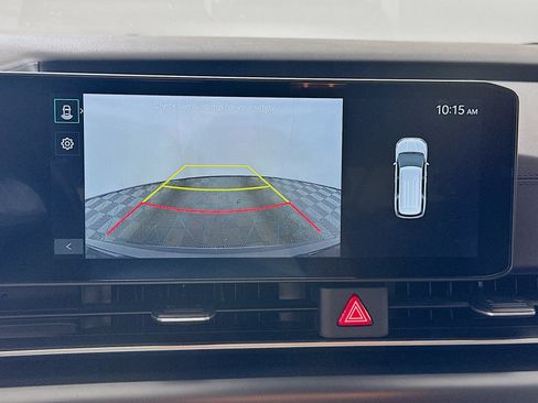 Used 2026 Kia Carnival FWD image 23