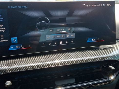 Used 2025 BMW M4 CS AWD/4WD image 17