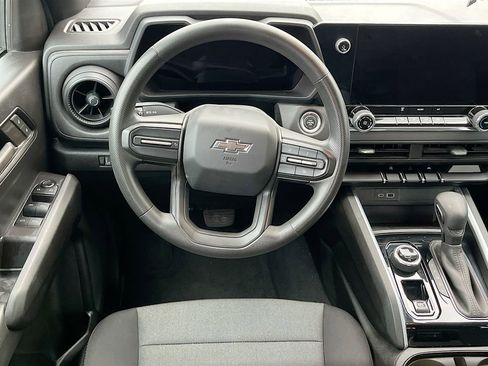 Used 2024 Chevrolet Colorado Trail Boss image 22