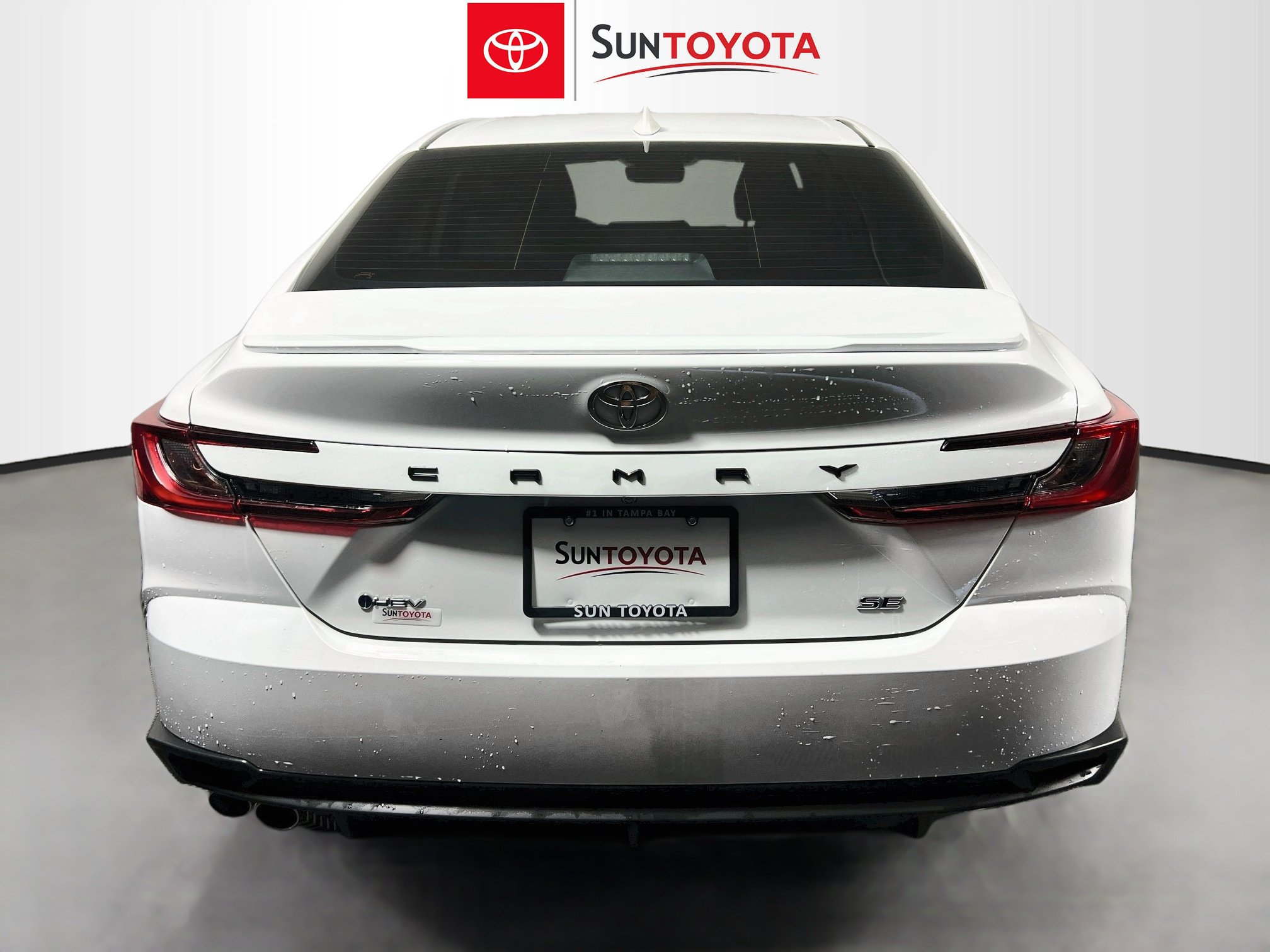 Used 2025 Toyota Camry SE w/ Convenience Package FWD image 5