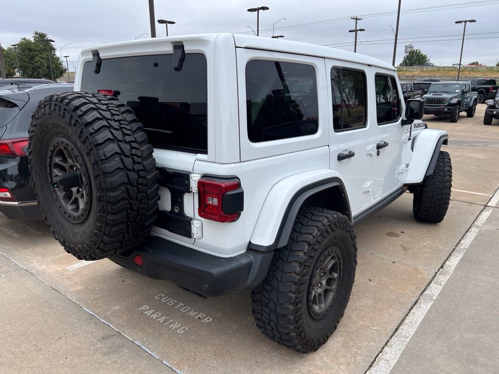 Used 2022 Jeep Wrangler Unlimited Rubicon AWD/4WD image 3