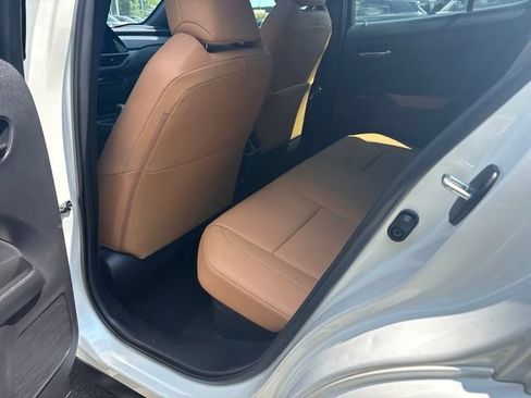 Used 2025 Lexus UX 300h FWD w/ Accessory Package (Z1) image 8