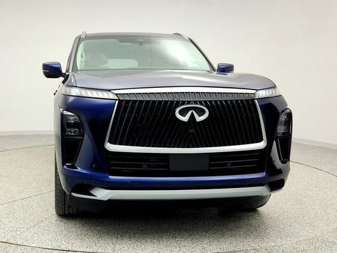 Used 2025 INFINITI QX80 Sensory image 2