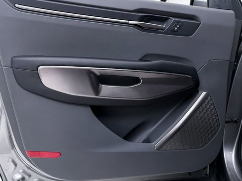 Used 2024 Kia EV9 Light Long Range image 18