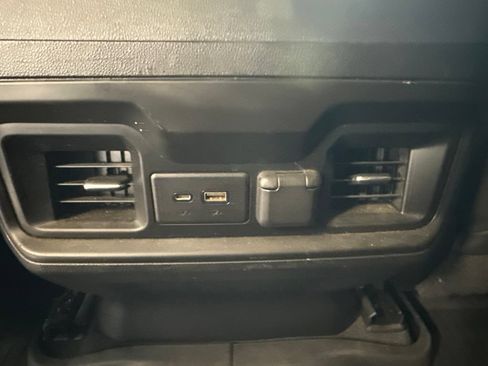 Used 2020 Chevrolet Silverado 1500 LT Trail Boss AWD/4WD image 11