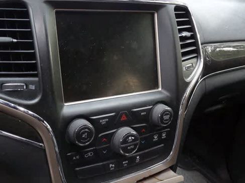Used 2015 Jeep Grand Cherokee Overland AWD/4WD image 13