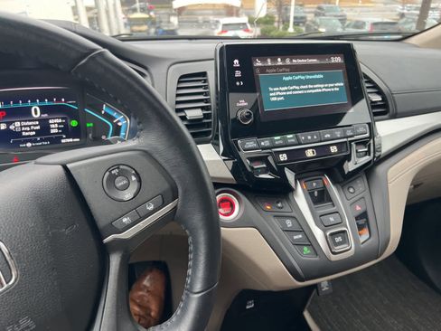 Used 2023 Honda Odyssey EX-L image 21