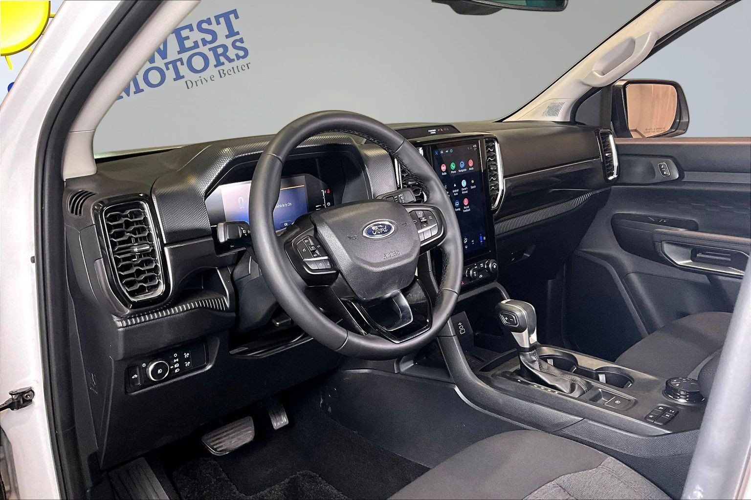 Used 2025 Ford Ranger XLT w/ Black Appearance Package AWD/4WD image 18