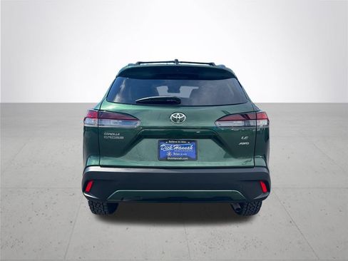 Used 2026 Toyota Corolla Cross LE AWD/4WD image 8