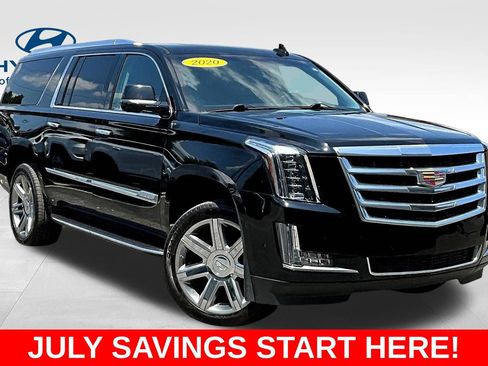 Used 2020 Cadillac Escalade ESV Luxury RWD image 2