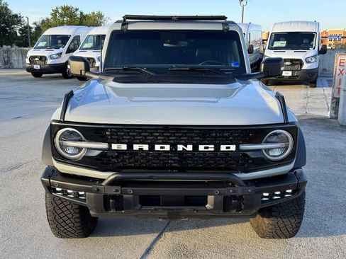 Used 2023 Ford Bronco Wildtrak AWD/4WD image 2