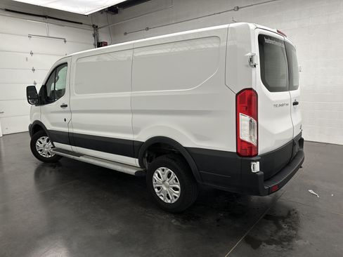 Used 2025 Ford Transit 250 Low Roof w/ Exterior Upgrade Package RWD image 6