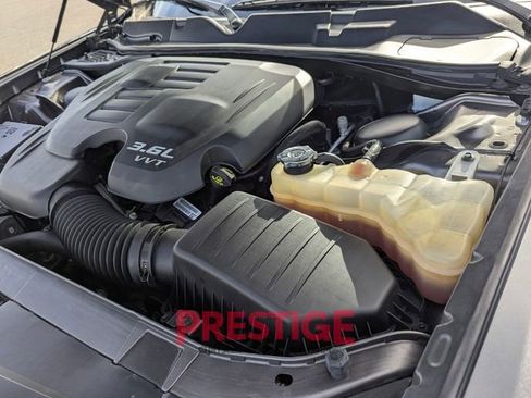 Used 2022 Dodge Challenger GT image 31