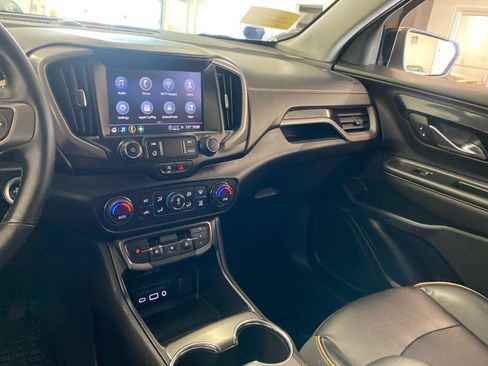 Used 2023 GMC Terrain AT4 AWD/4WD image 14