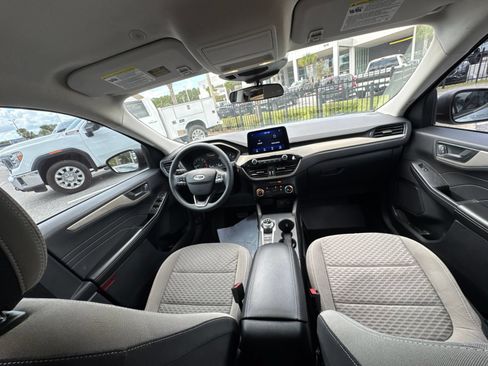 Used 2022 Ford Escape SE FWD image 19