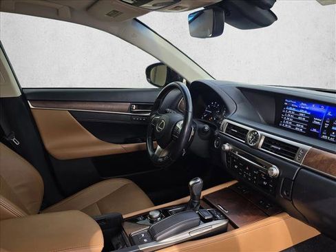 Used 2018 Lexus GS 350 RWD image 11