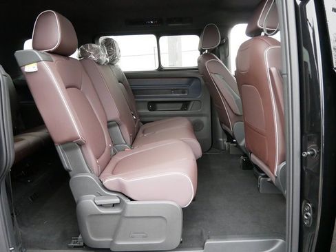 New 2025 Volkswagen ID. Buzz Pro S image 20