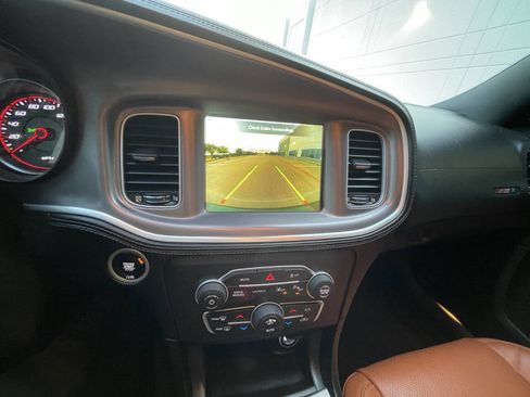 Used 2022 Dodge Charger Scat Pack w/ Plus Group RWD image 29