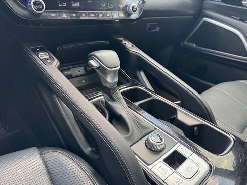 Used 2022 Kia Telluride EX w/ EX Premium Package FWD image 20