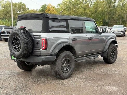 Used 2023 Ford Bronco Wildtrak image 4