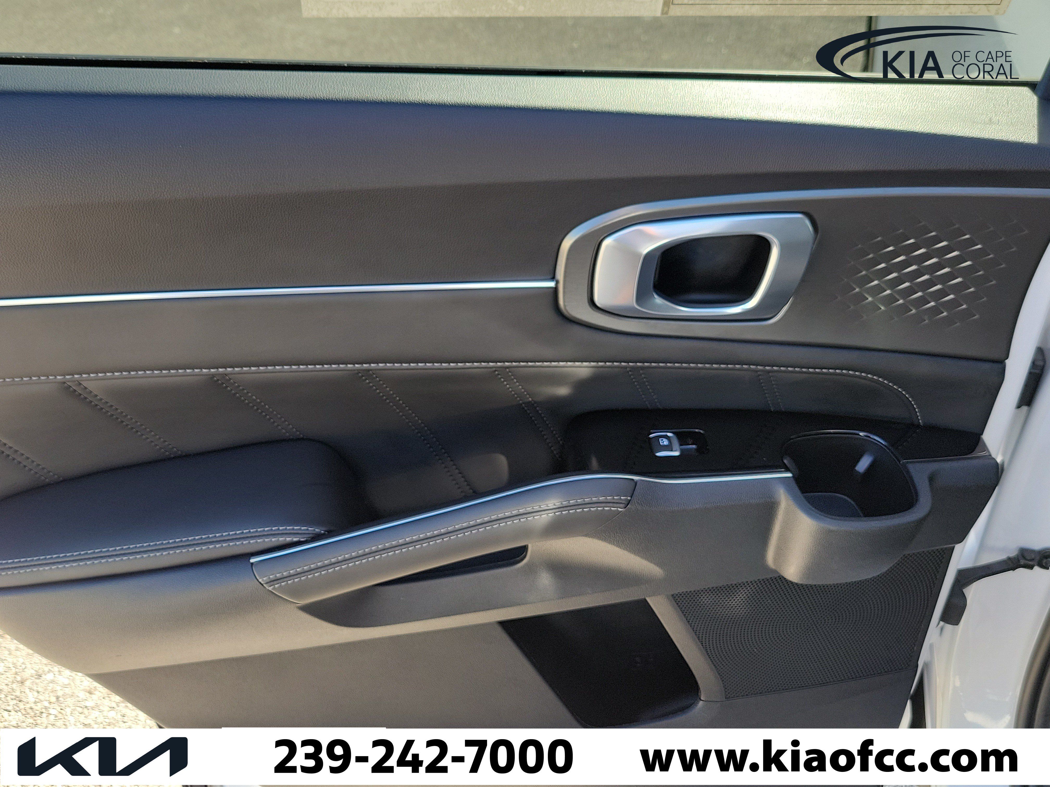 Certified 2023 Kia Sorento SX FWD image 15