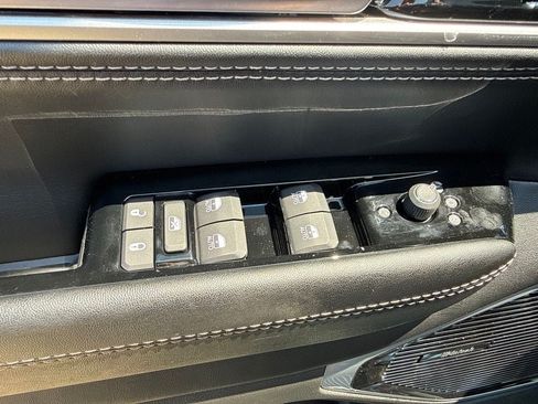 New 2026 Jeep Grand Wagoneer Limited AWD/4WD image 19